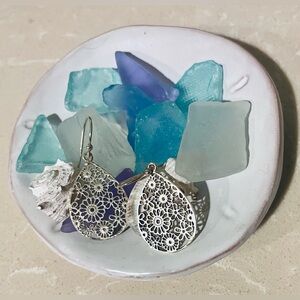 Silver - Filigree Teardrop - Boho Floral Earrings